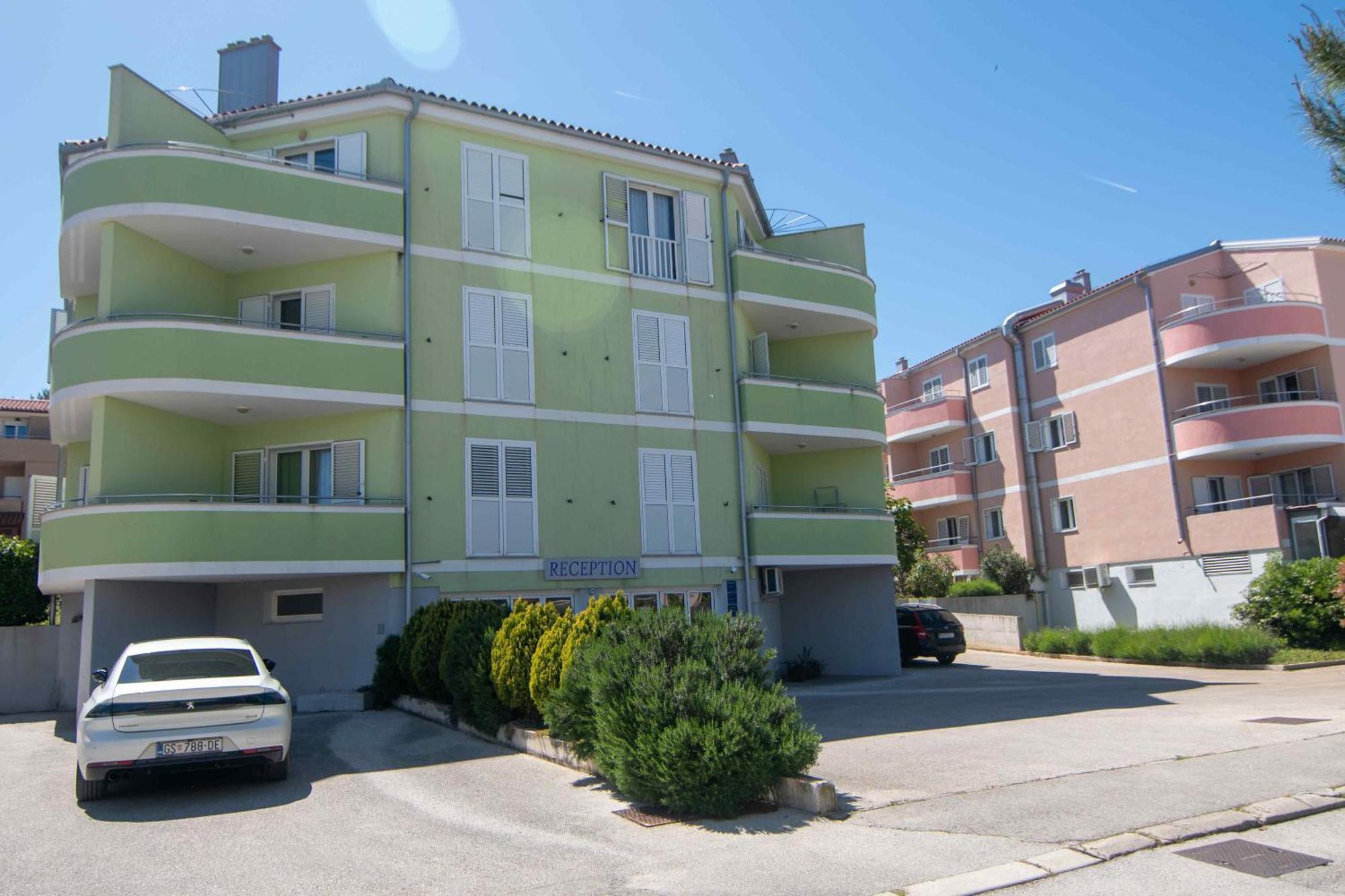 Cape Kamenjak Apartments In Premantura Exterior photo